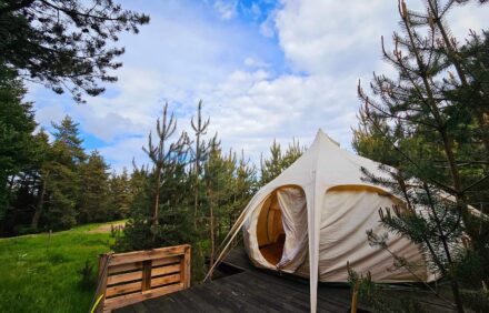 Glampimg Zarevo – палатка за четирима
